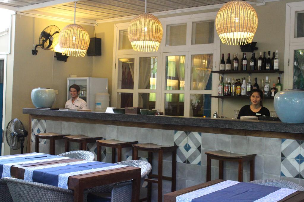 Blue Lime Phnom Penh Hotel Buitenkant foto
