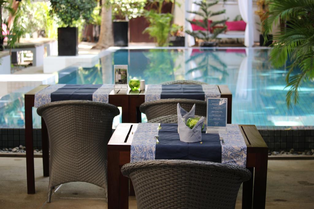 Blue Lime Phnom Penh Hotel Buitenkant foto