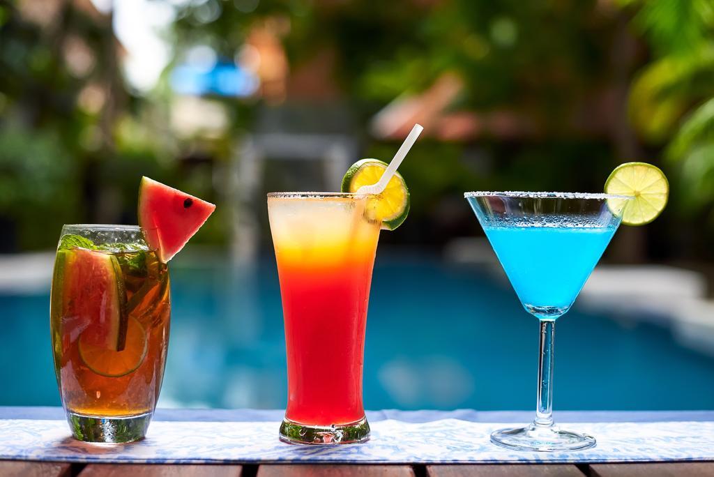 Blue Lime Phnom Penh Hotel Buitenkant foto