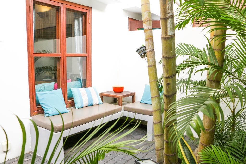 Blue Lime Phnom Penh Hotel Buitenkant foto