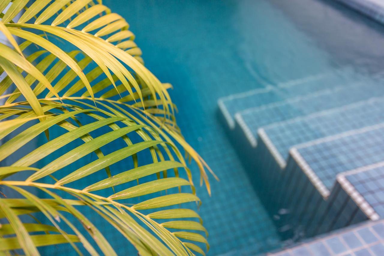 Blue Lime Phnom Penh Hotel Buitenkant foto