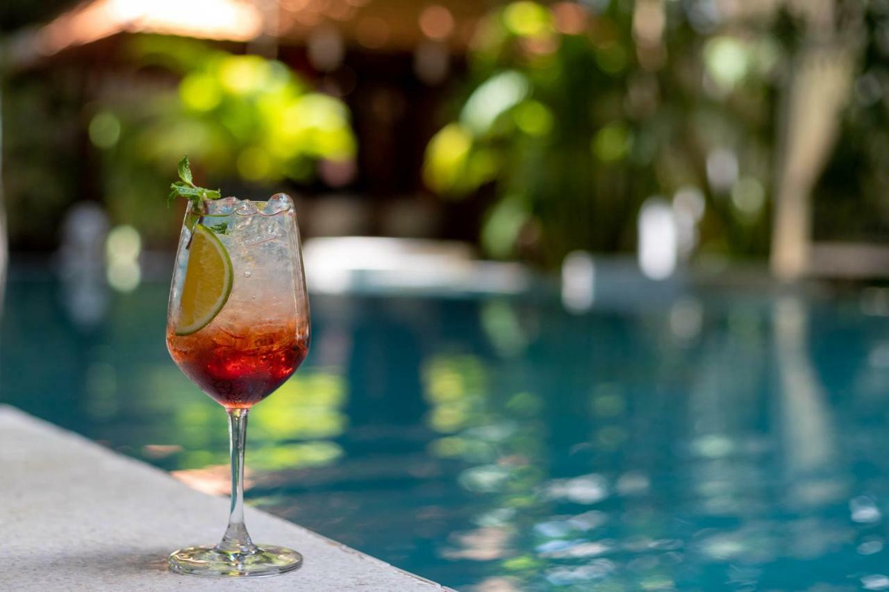 Blue Lime Phnom Penh Hotel Buitenkant foto
